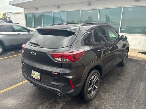 Used 2022 Chevrolet TrailBlazer RS w/ Sun and Liftgate Package AWD/4WD image 6