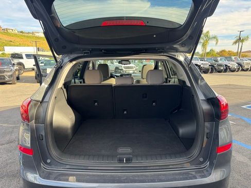 Used 2021 Hyundai Tucson SEL image 16