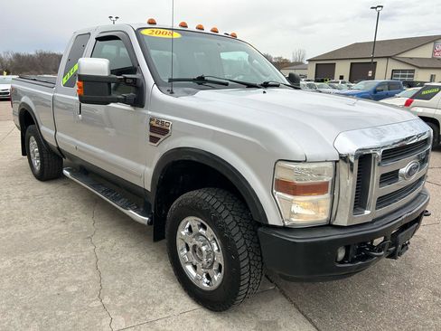 Used 2008 Ford F250 FX4 image 3