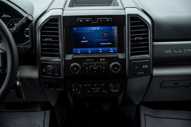 Used 2022 Ford F250 XLT w/ XLT Premium Package AWD/4WD image 20