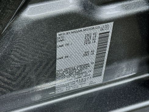 Used 2023 Nissan Altima 2.5 SV FWD image 12