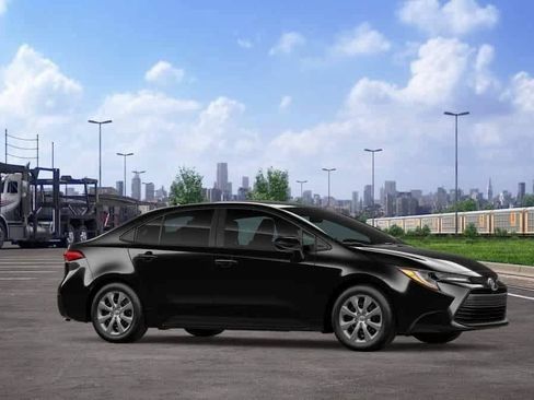 New 2026 Toyota Corolla LE FWD image 13