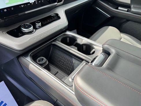 Used 2025 Ford Expedition Max Active image 20