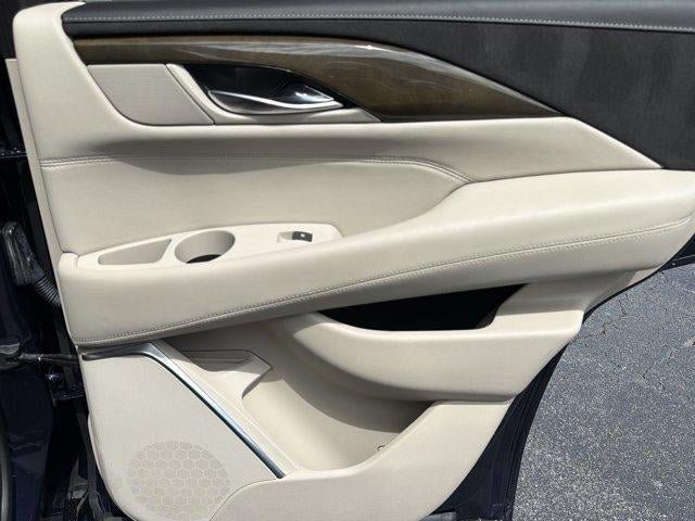 Used 2019 Cadillac Escalade Premium Luxury RWD image 16