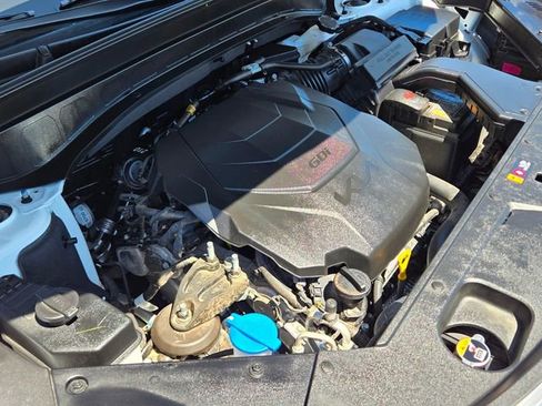 Used 2024 Kia Telluride S FWD image 24