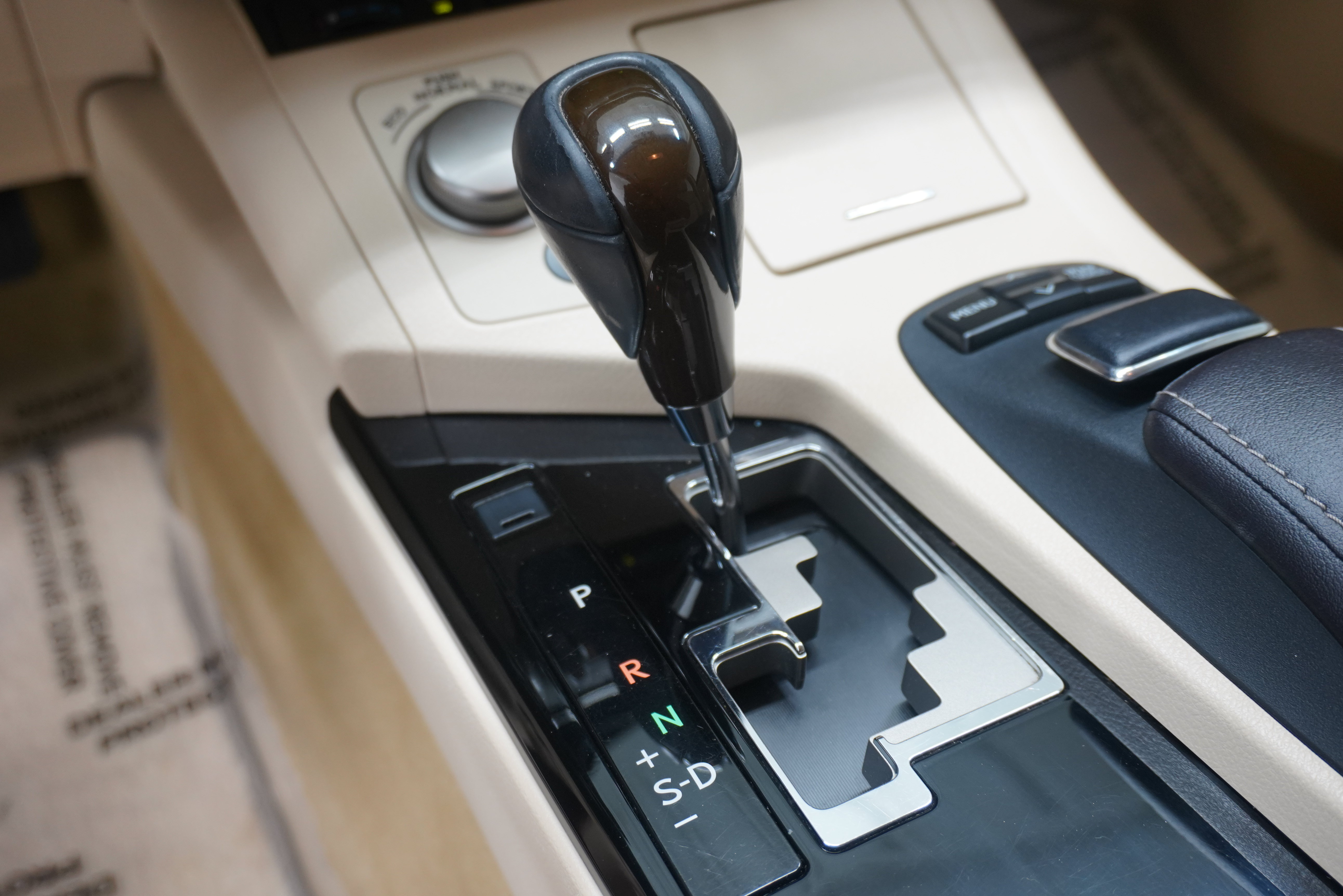 Used 2013 Lexus ES 350 w/ Luxury Pkg FWD image 23