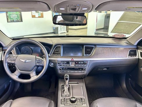 Used 2017 Genesis G80 3.8 w/ Option Group 03 RWD image 10