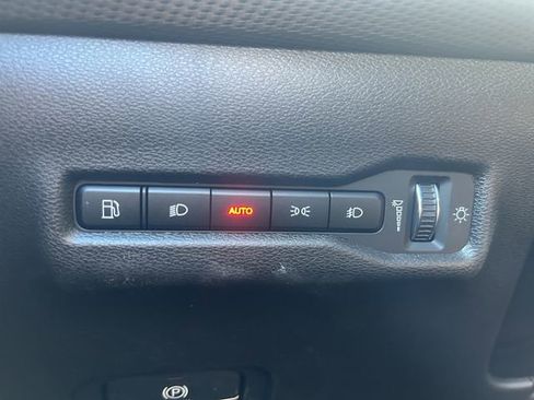 New 2026 Jeep Cherokee Limited image 27