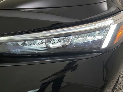 Used 2025 Honda Civic LX image 39