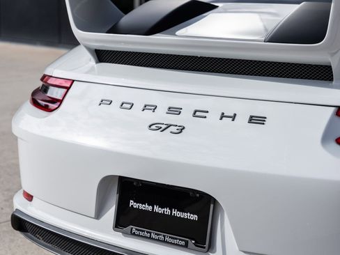 Certified 2018 Porsche 911 GT3 image 14