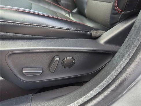 Used 2025 Ford Escape ST-Line FWD image 25