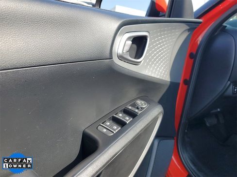 Used 2024 Kia Soul LX w/ Option Group 015 image 18