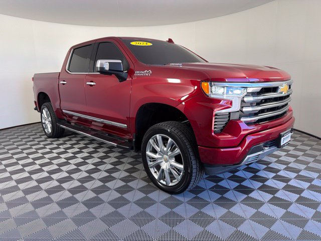 Used 2024 Chevrolet Silverado 1500 High Country w/ High Country Premium Package AWD/4WD image 4