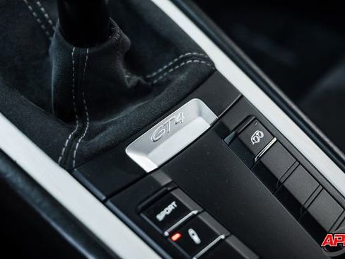 Used 2016 Porsche Cayman GT4 image 80