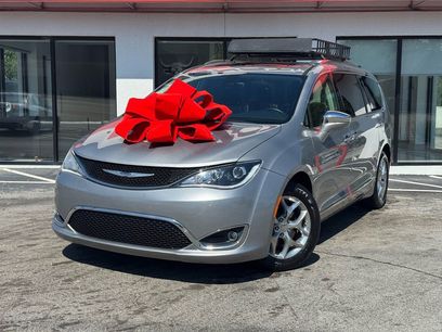Used 2018 Chrysler Pacifica Limited