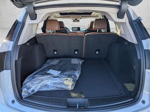 Certified 2025 Acura RDX SH-AWD w/ Technology Package image 6