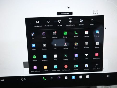 Used 2023 Tesla Model 3 Standard Range image 12