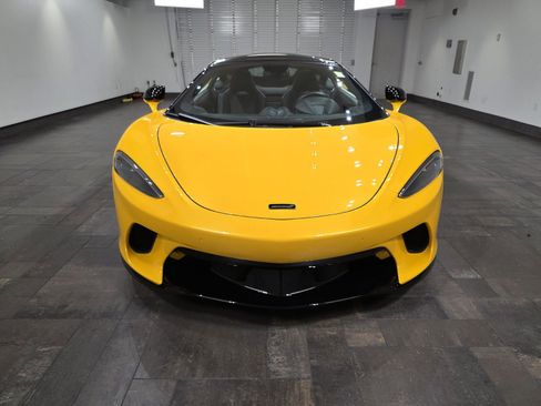 Used 2022 McLaren GT image 2