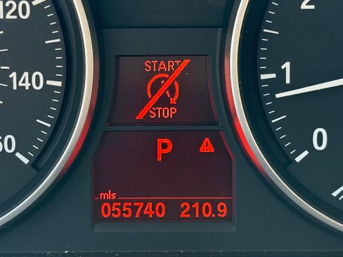 Used 2015 BMW X1 xDrive28i image 17