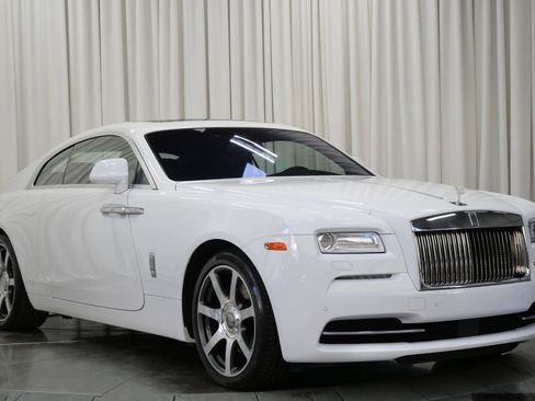 Used 2016 Rolls-Royce Wraith image 3