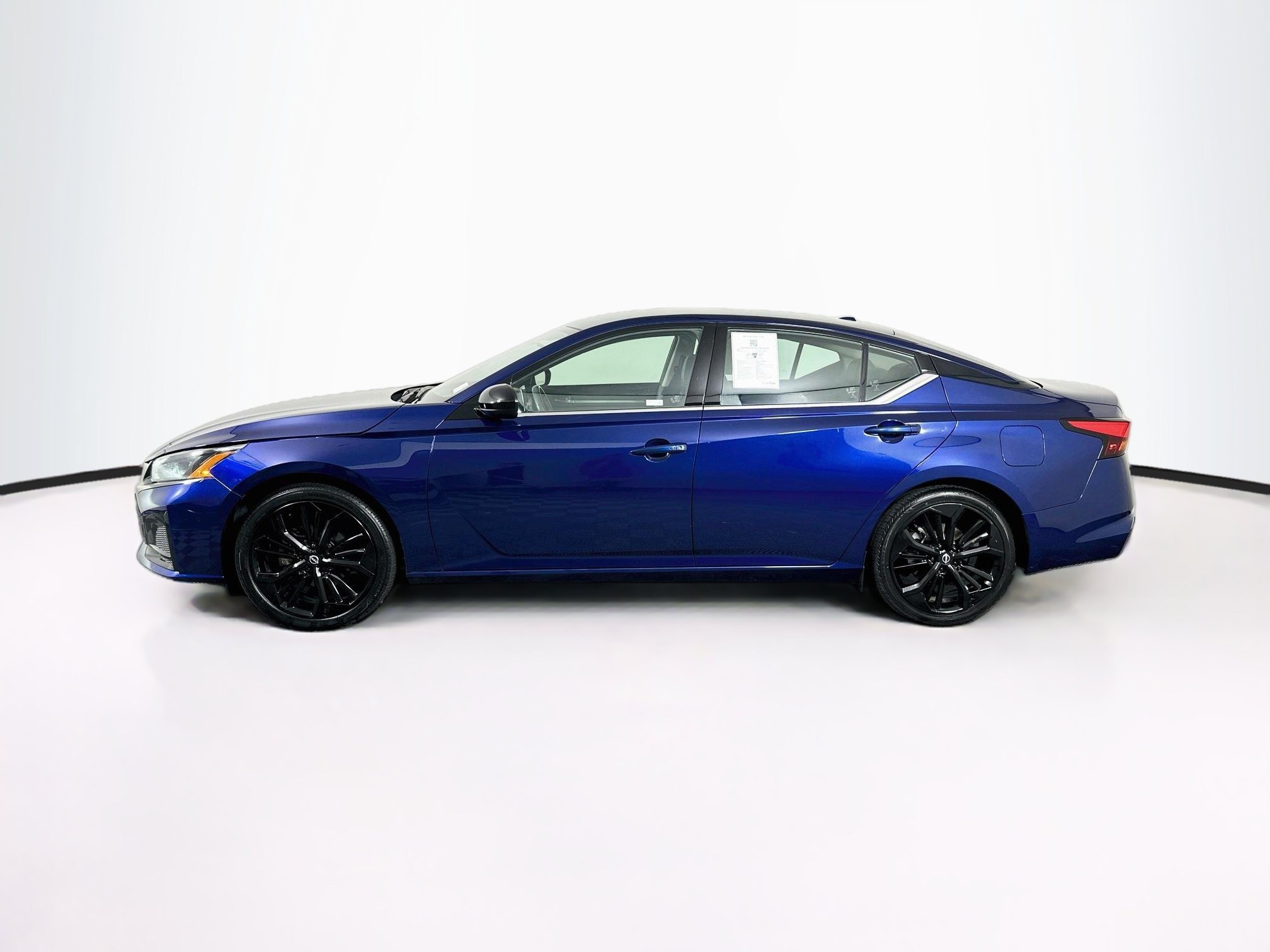 Used 2024 Nissan Altima 2.5 SR FWD image 4