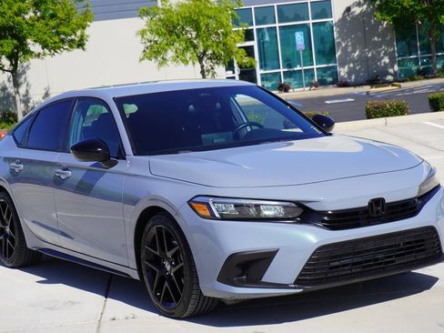 Used 2022 Honda Civic Sport image 6