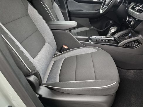 New 2026 Chevrolet TrailBlazer LT w/ Convenience Package FWD image 23