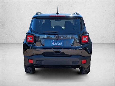 Used 2018 Jeep Renegade Altitude w/ UConnect 8.4 Nav Group image 7