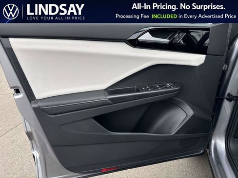 Certified 2025 Volkswagen Taos S image 9