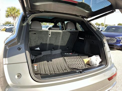 Used 2023 Audi SQ5 Premium Plus w/ Premium Plus Package image 10