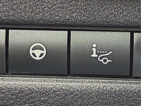 Used 2022 Nissan Rogue Platinum w/ Head-Up Display Package image 22