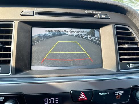 Used 2017 Hyundai Sonata SE FWD image 15