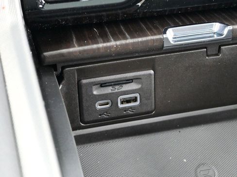 Used 2021 GMC Yukon Denali image 27