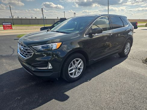 Certified 2022 Ford Edge SEL w/ Convenience Package image 8