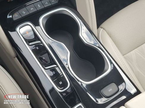 Certified 2023 Buick Envision Avenir image 30