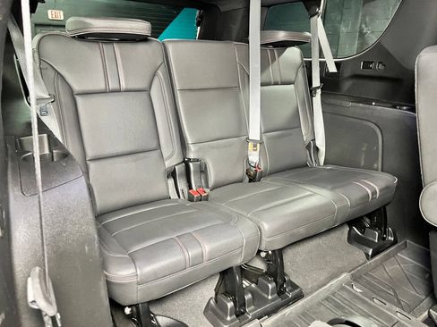 Used 2024 Chevrolet Suburban RST w/ Luxury Package AWD/4WD image 19