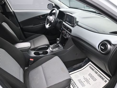 Used 2021 Hyundai Kona SEL FWD image 32