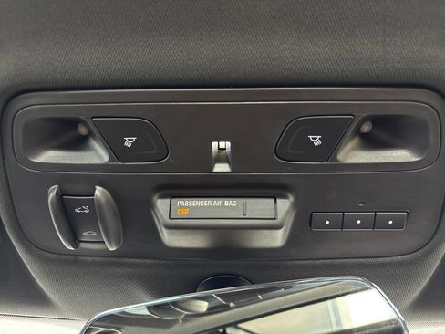 Used 2017 Chevrolet Camaro LT RWD image 27