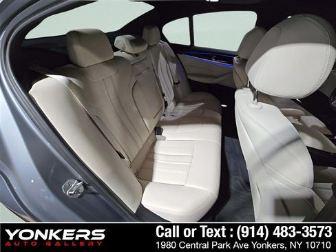 Used 2023 BMW 540i xDrive w/ Convenience Package AWD/4WD image 19