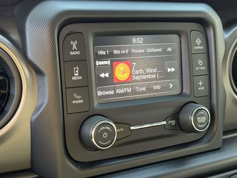 Used 2021 Jeep Wrangler Unlimited Sport image 18