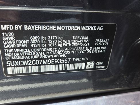Used 2021 BMW X7 xDrive40i w/ Cold Weather Package image 27