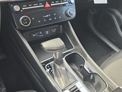 New 2026 Hyundai Tucson SEL FWD image 17