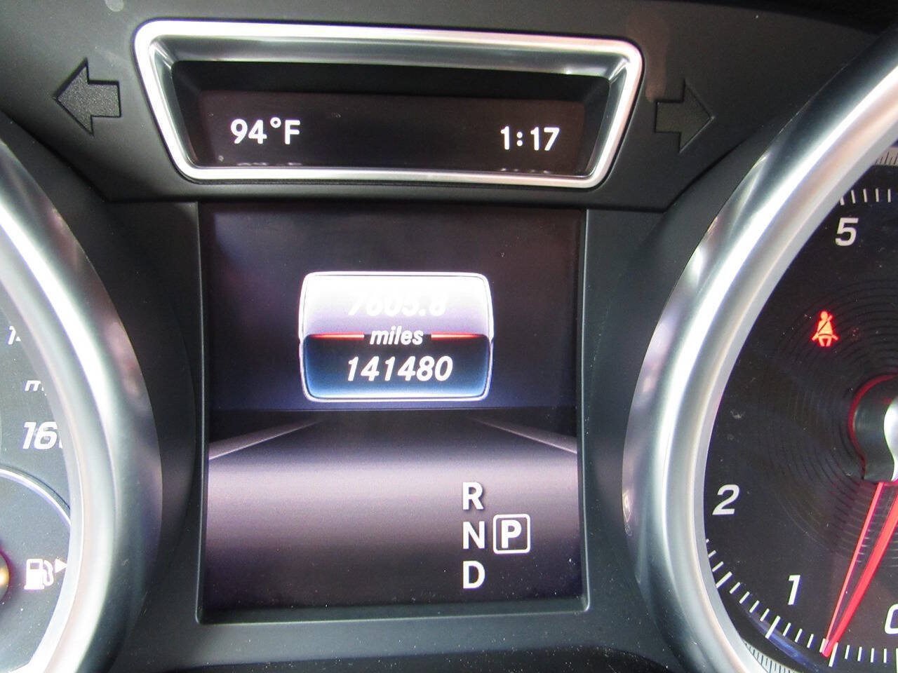 Used 2017 Mercedes-Benz GLS 550 4MATIC image 32