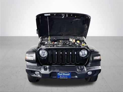 Used 2022 Jeep Wrangler Unlimited Sport AWD/4WD image 21