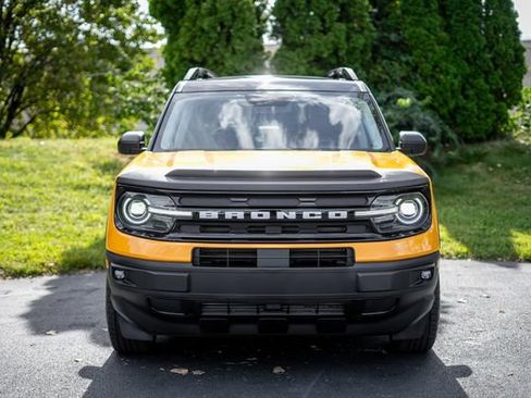 Used 2023 Ford Bronco Sport Outer Banks w/ Tech Package AWD/4WD image 2