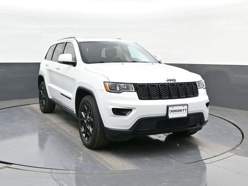 Used 2020 Jeep Grand Cherokee Limited image 22