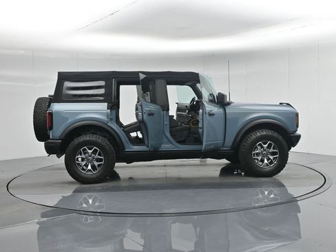 Used 2021 Ford Bronco Badlands image 36