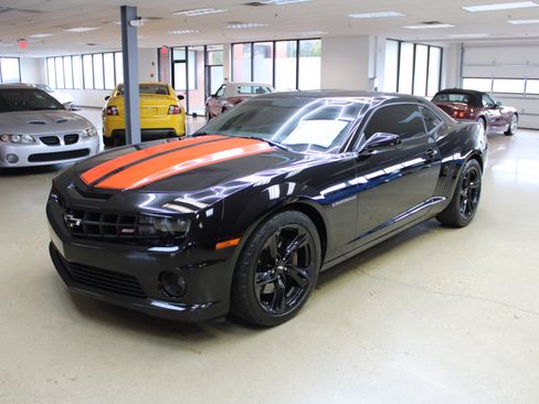 Used 2011 Chevrolet Camaro SS w/ RS Package image 21