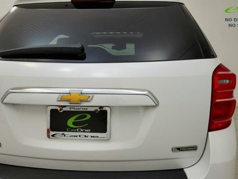 Used 2017 Chevrolet Equinox Premier w/ Enhanced Convenience Package FWD image 26