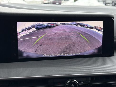 Certified 2025 Nissan Murano SV image 10